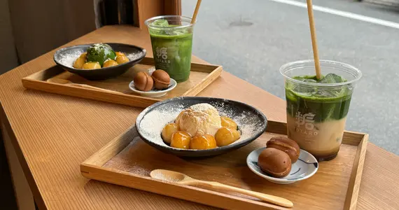 Matcha lattes and sweets at Totaro in Kyoto