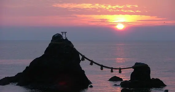 Meoto Iwa rocks - Mie prefecture